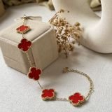 Aurelia Clover Chain Bracelet