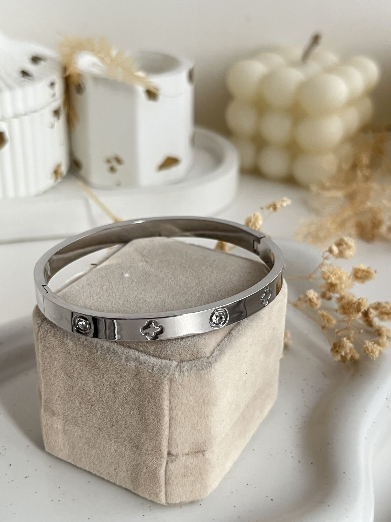 Aurelia Crystal Clover Bangle