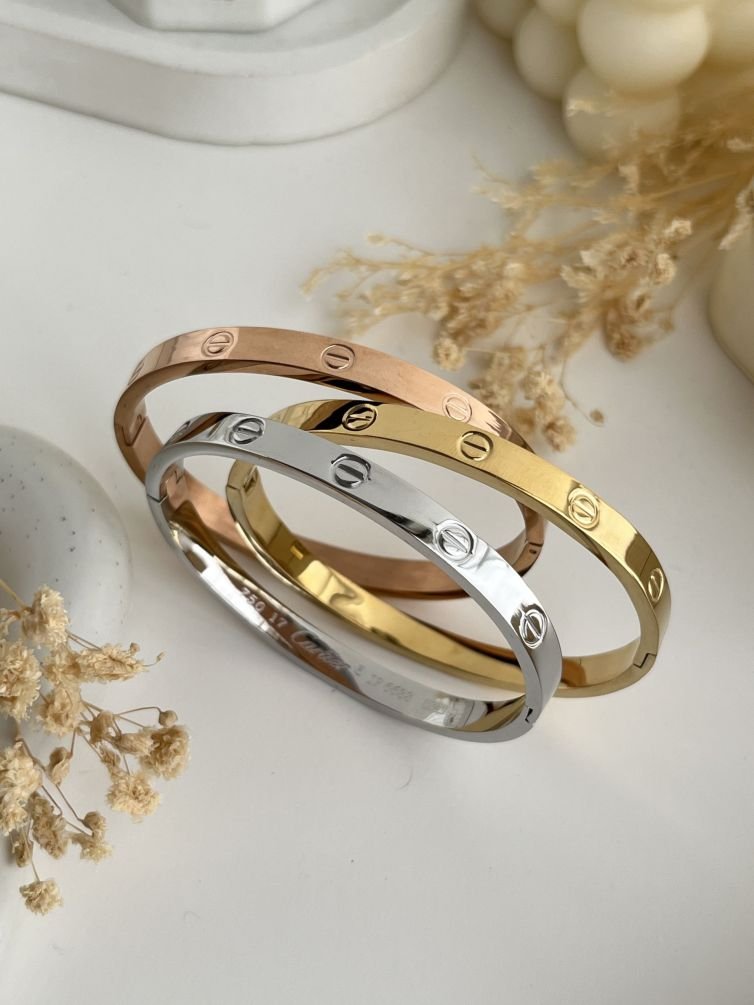 Infinite Bond Signature Bangle