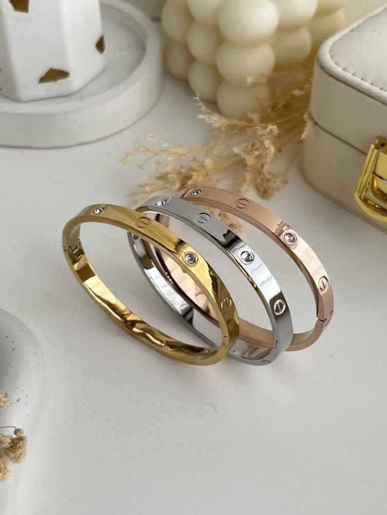 Eternal Unity Diamond Love Bangle