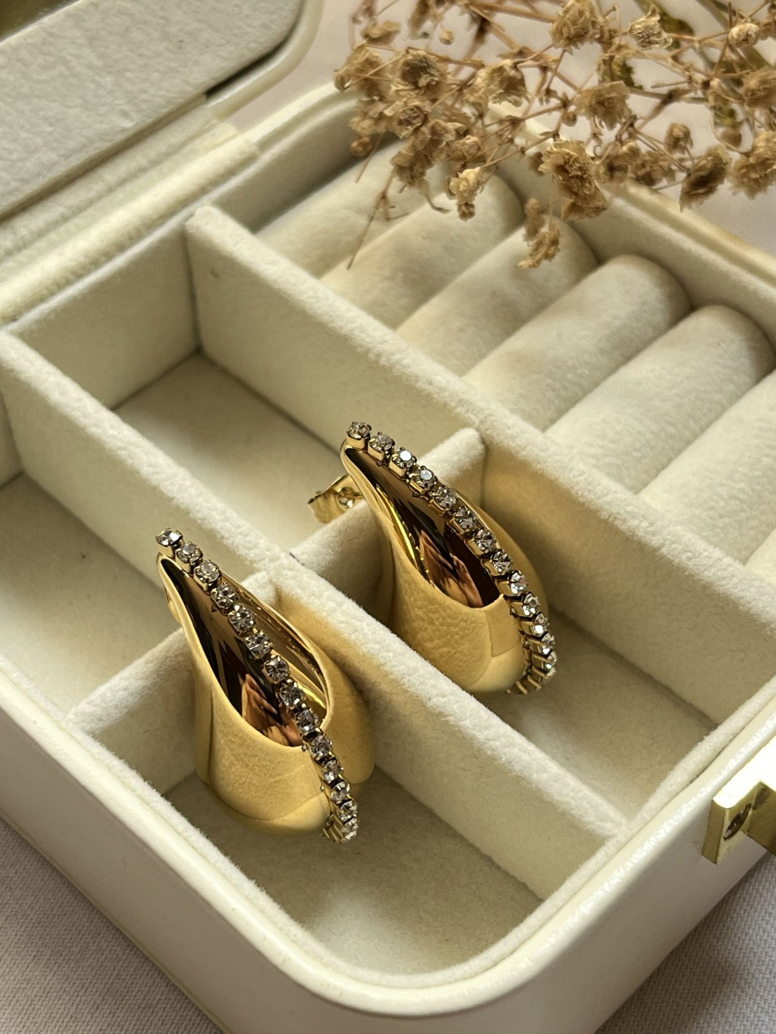 Lunara Teardrop Stud Earrings