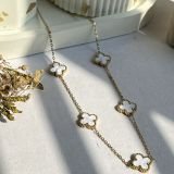 Elvara Five Clover Chain Necklace