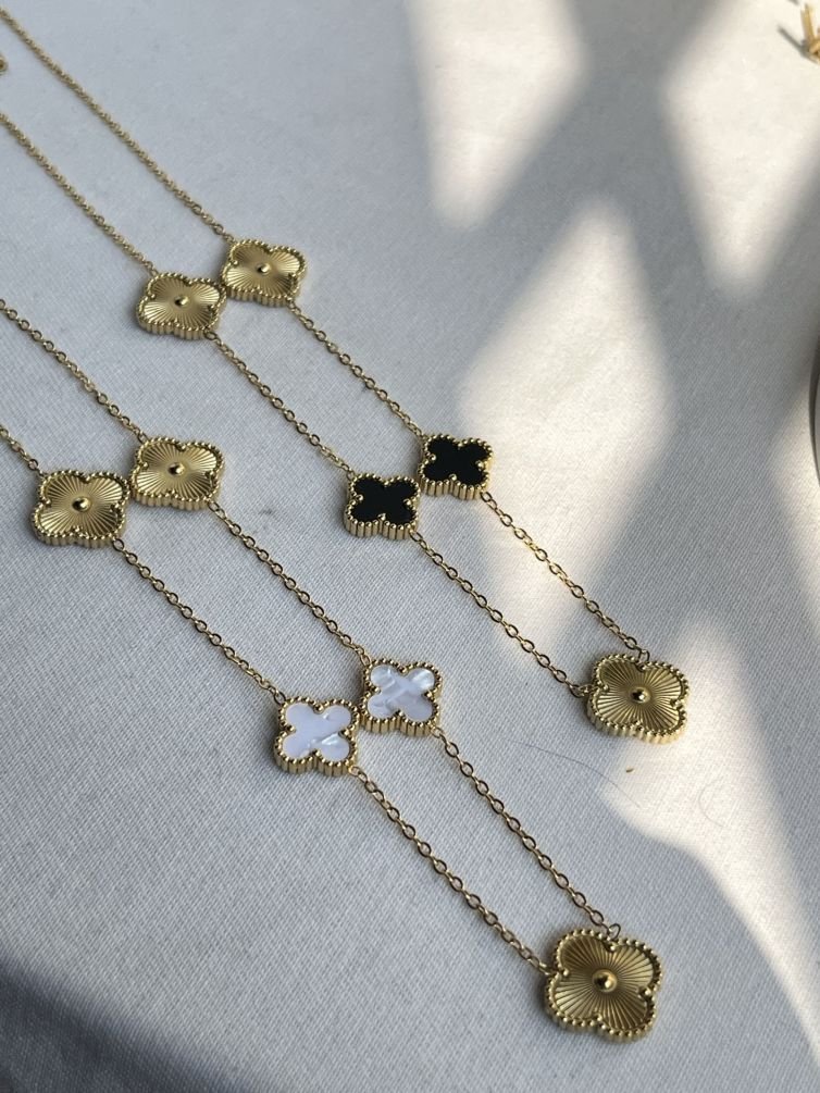 Elvara Duo Clover Station Necklace