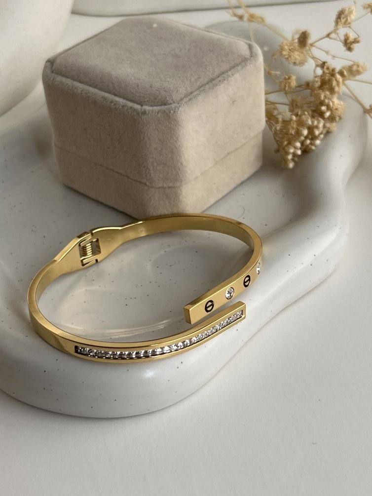 Elira Bangle