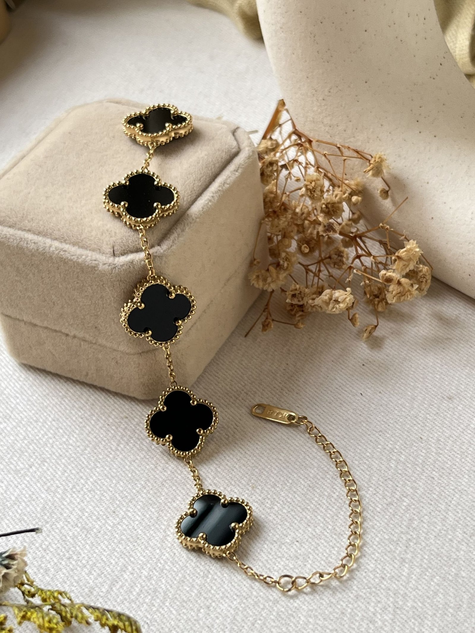 Aurelia Clover Chain Bracelet