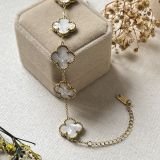 Aurelia Clover Chain Bracelet