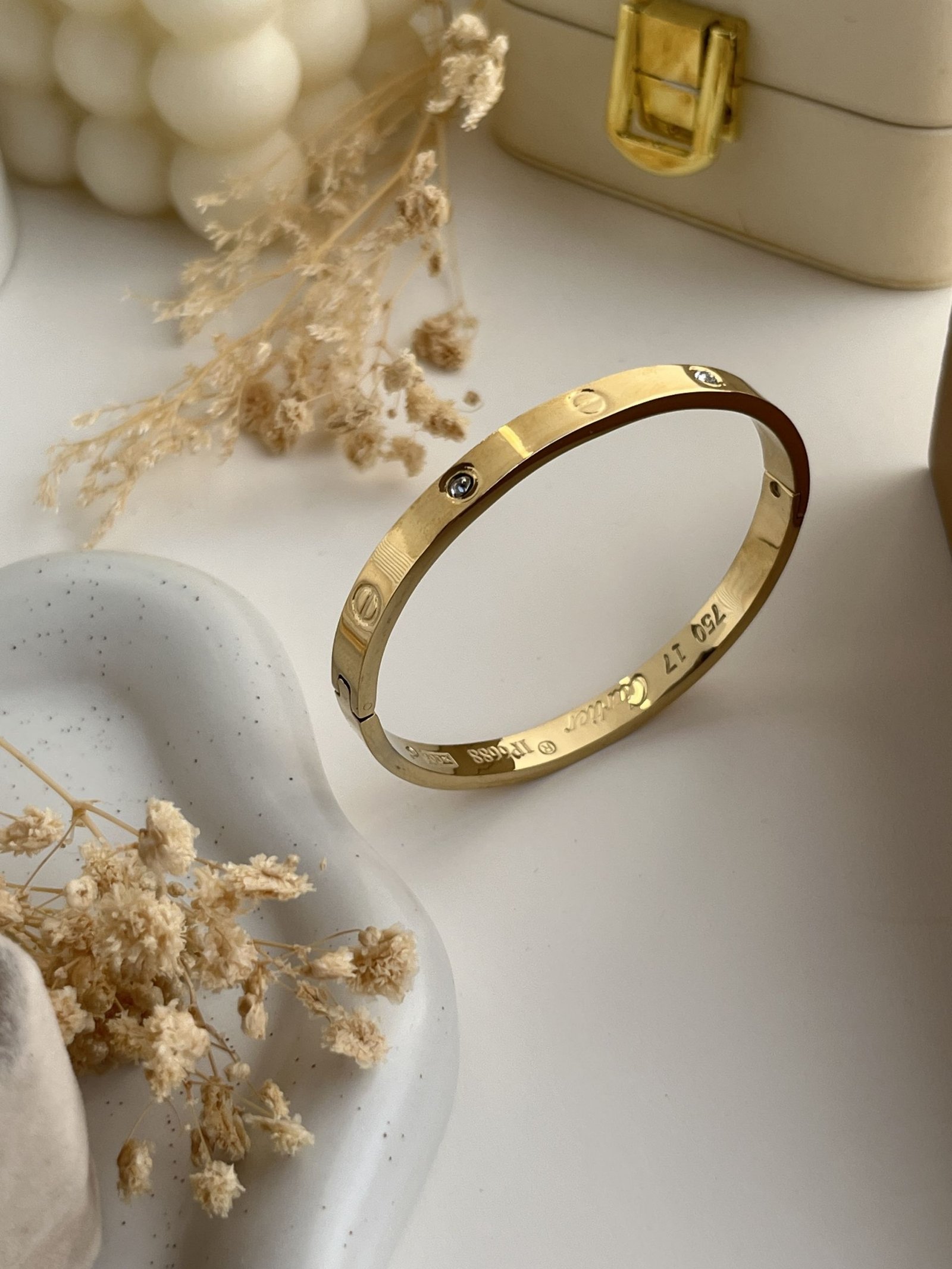 Eternal Unity Diamond Love Bangle