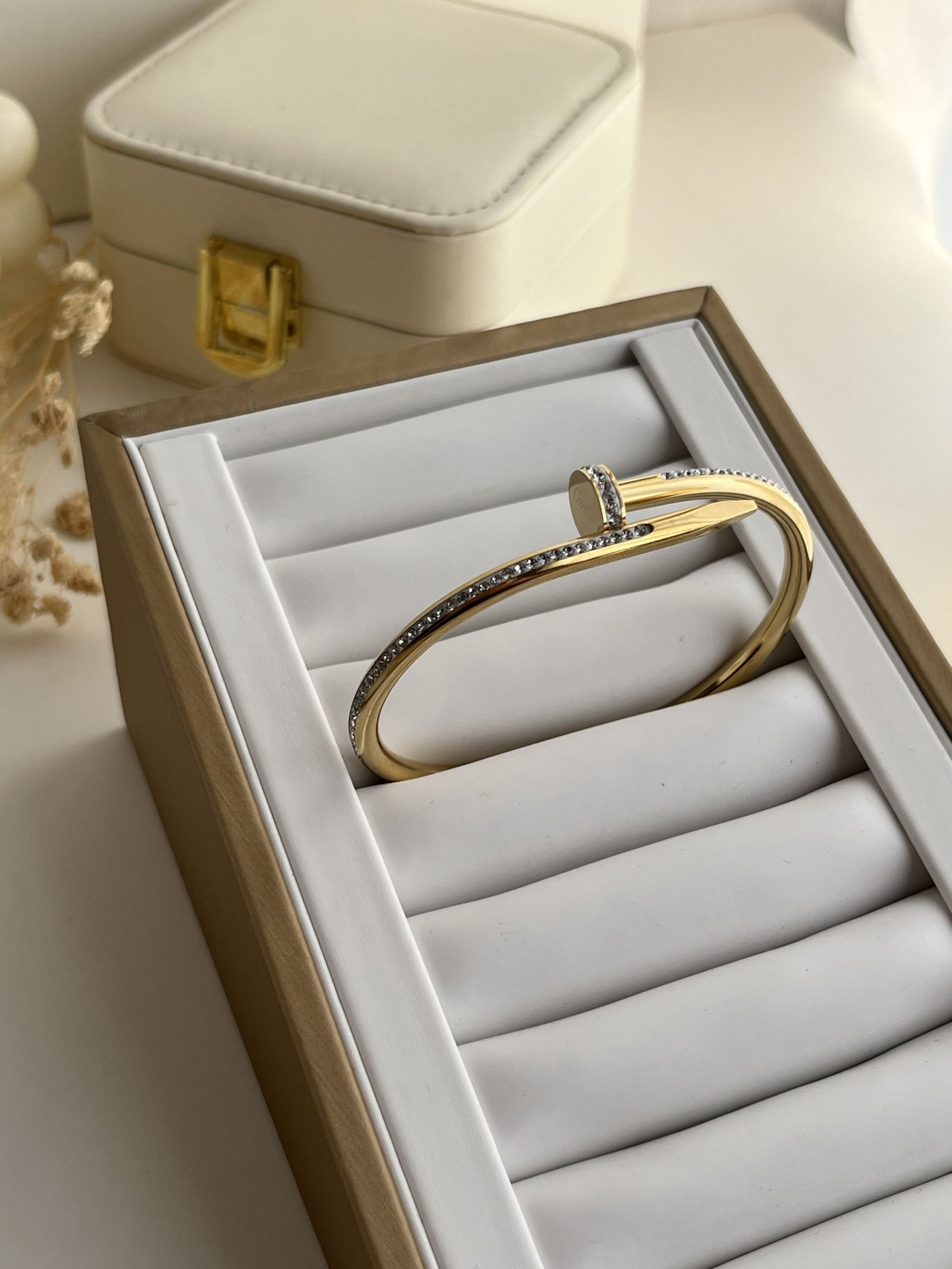 Aurex Pavé Nail Cuff