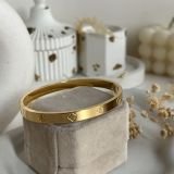 Aurelia Clover Crest Bangle