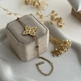 Eloria Floral Clover Chain Bracelet