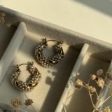 Nolita Pearl Twist Hoops