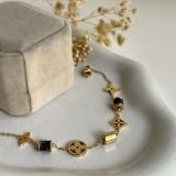 Monvera Motif Chain Bracelet