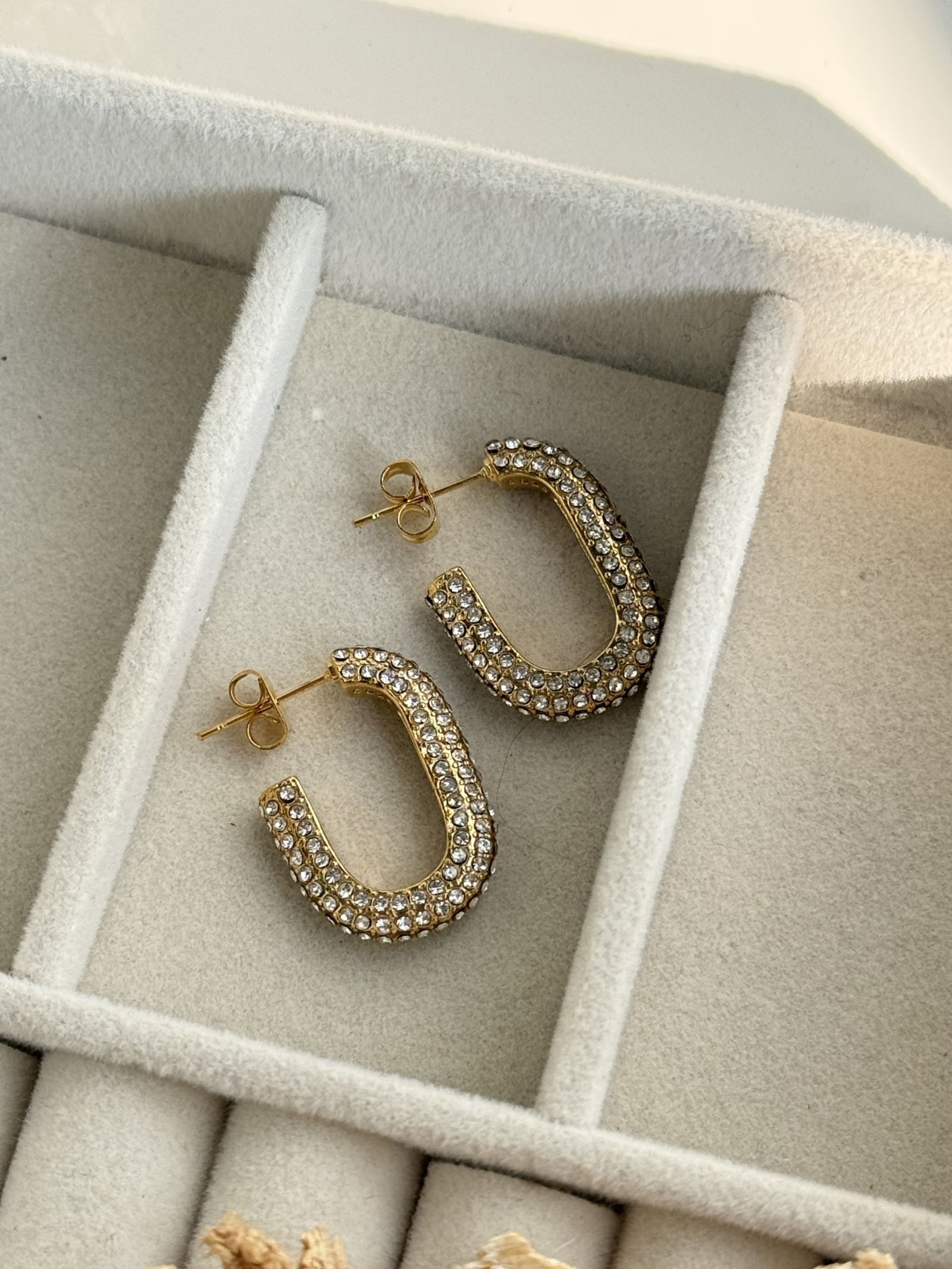 Sybil Crystal Curve Earrings