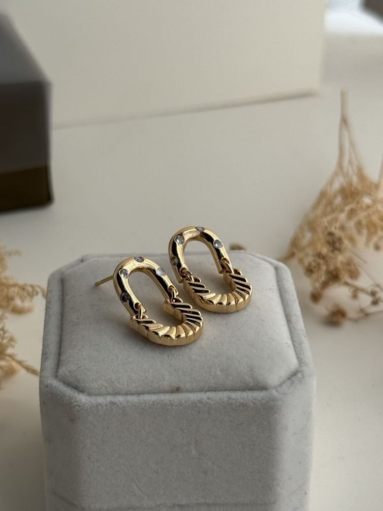 Aurelia Link Hoop Earrings