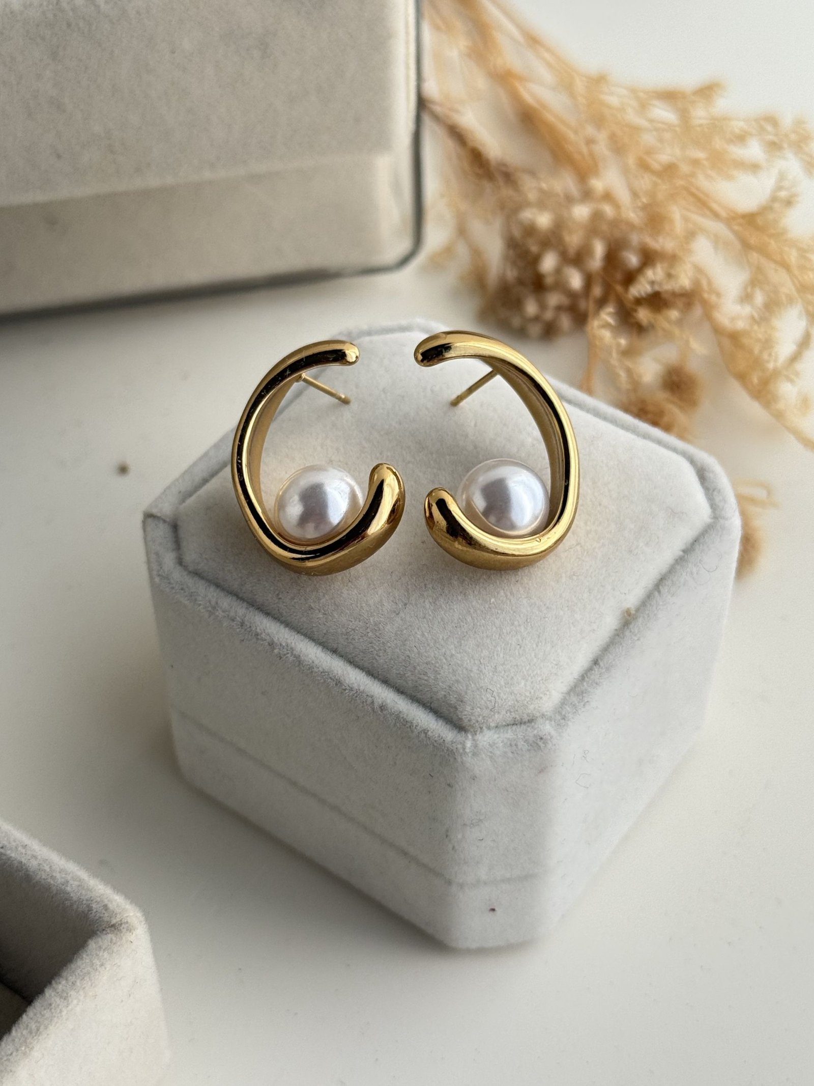 Aurora Crescent Pearl Stud Earrings