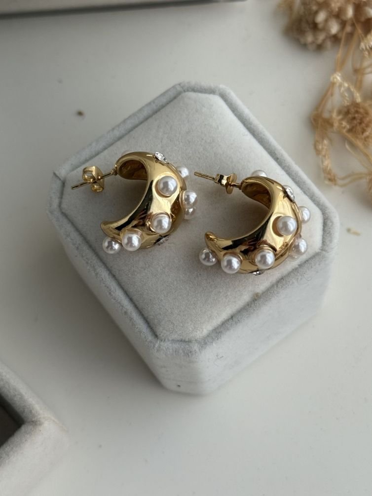 Elna Chubby Pearl Hoop Earrings