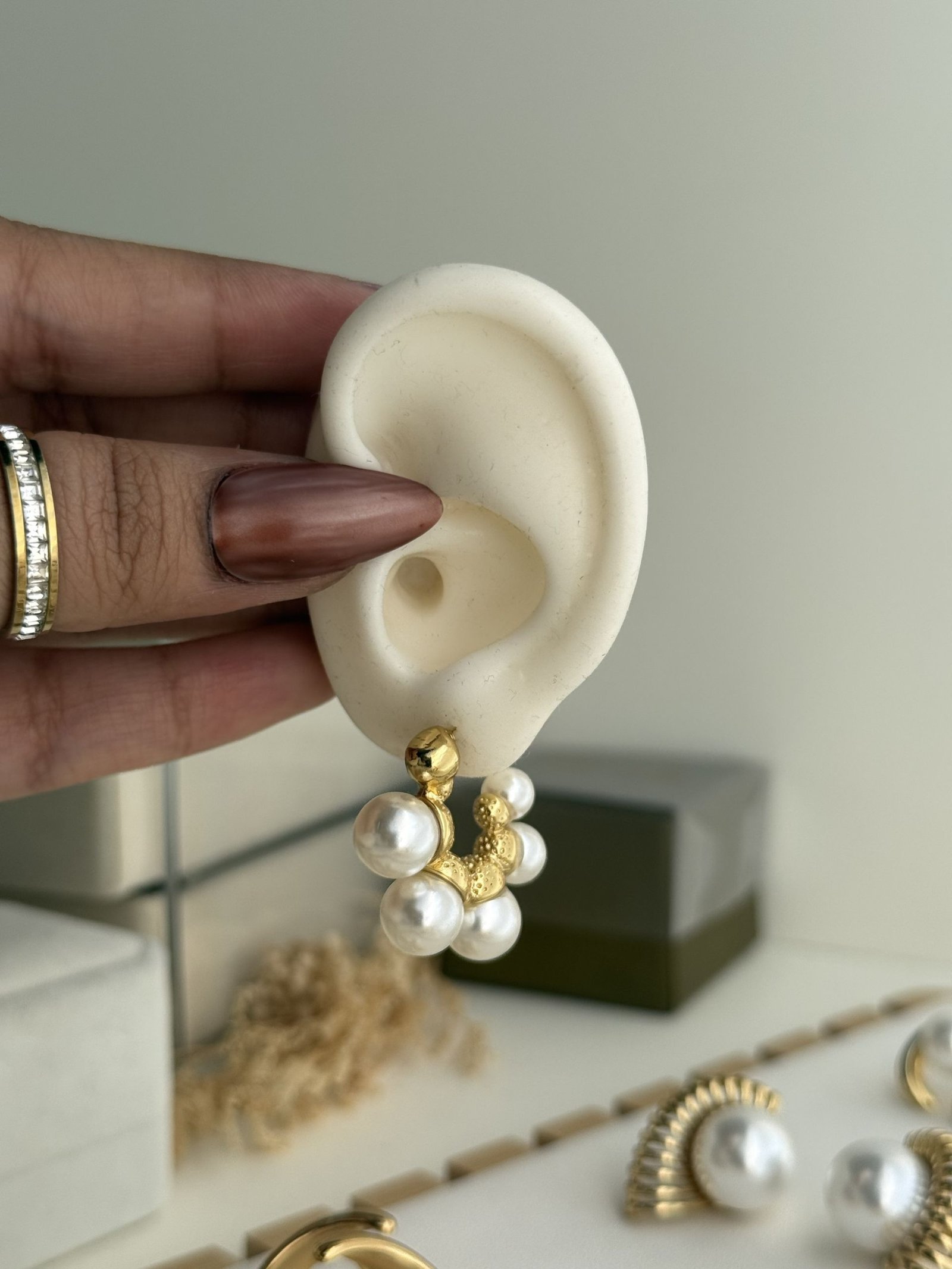 Aurora Pearl Cluster Stud Earrings