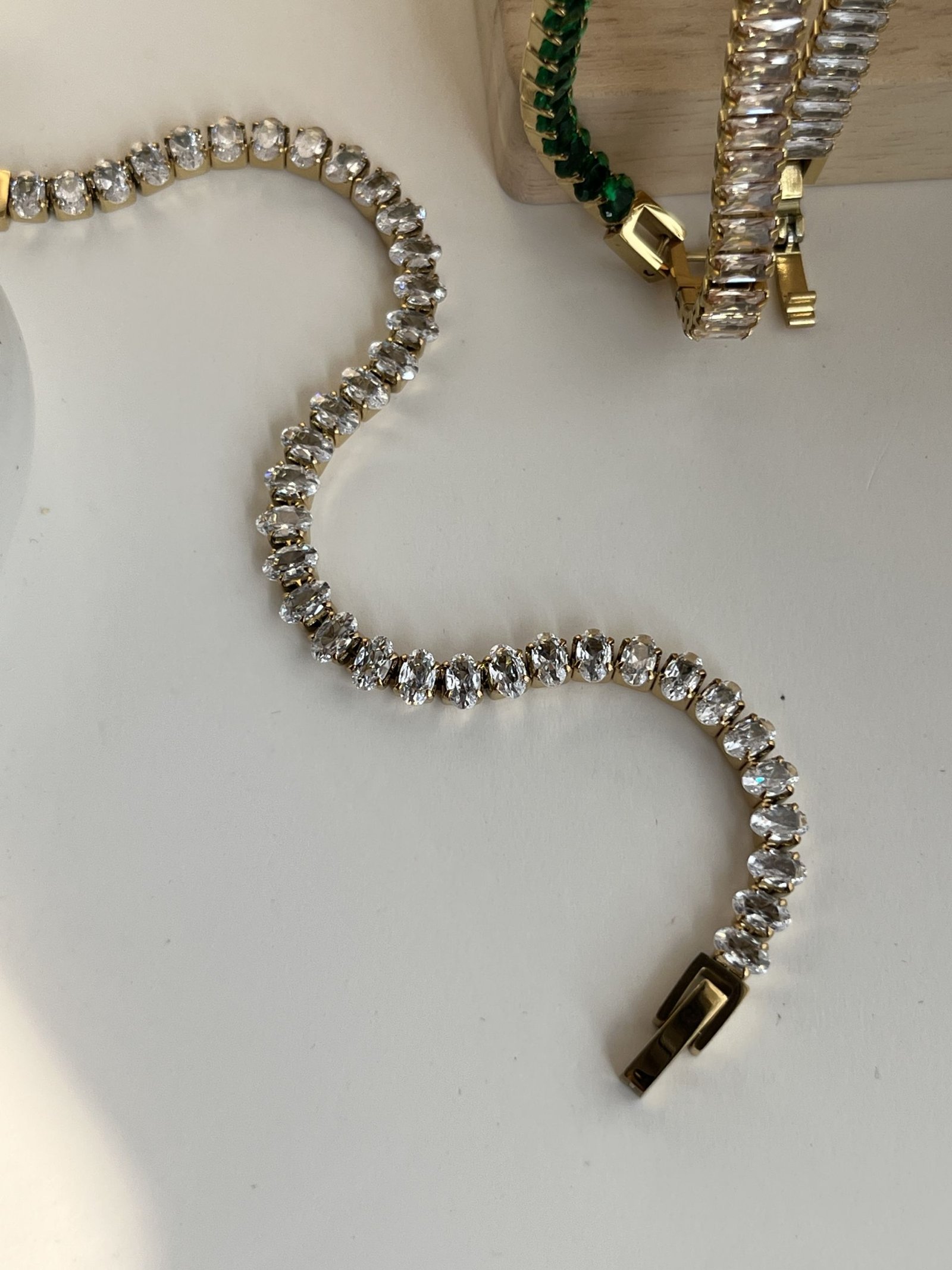 Lunessa Oval Tennis Chain Bracelet