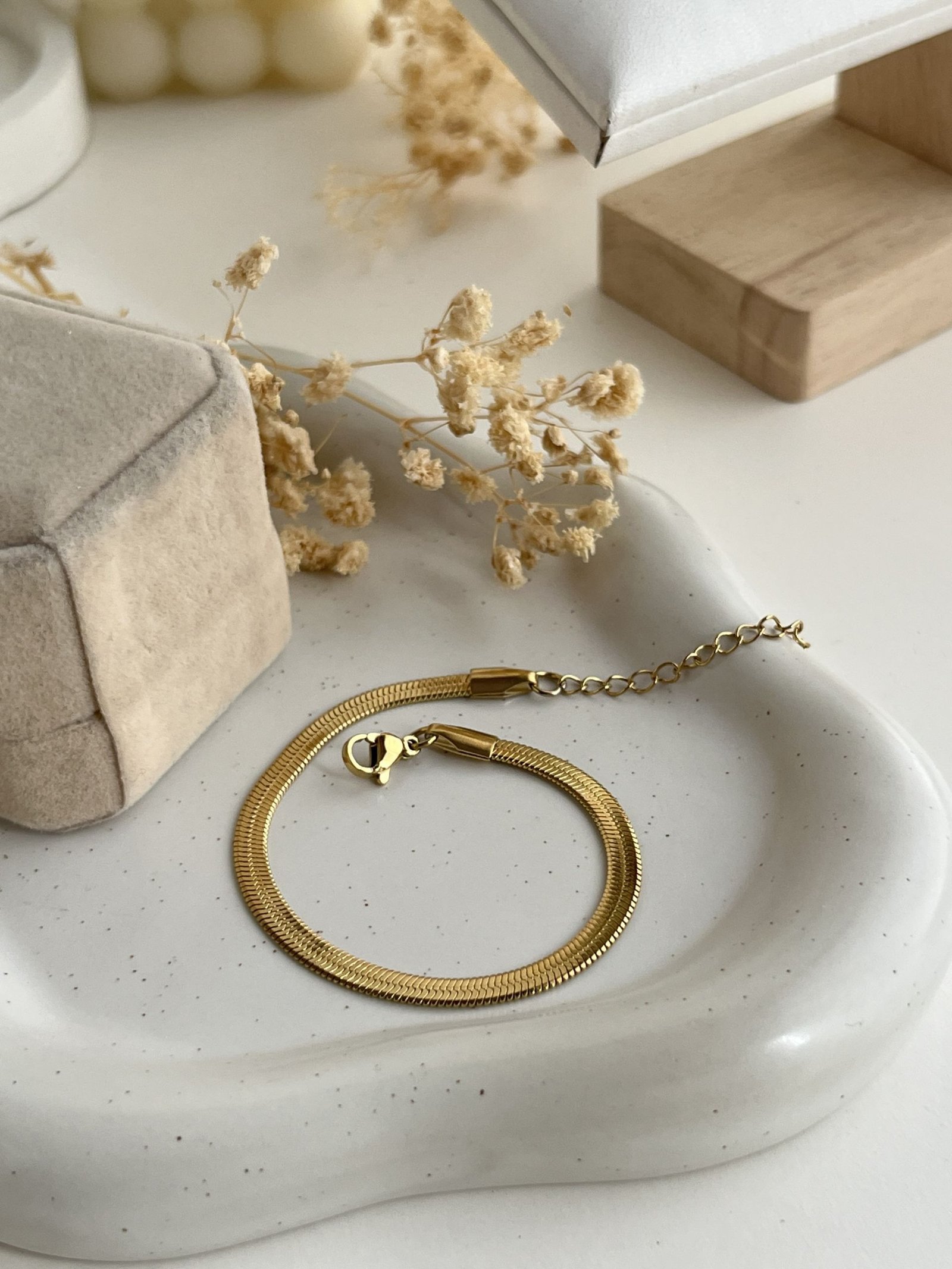 Silvara Slim Snake Chain Bracelet