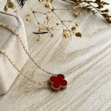 Noirva Clover Pendant Necklace