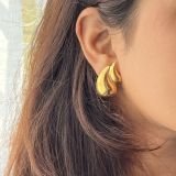 Solvara Chunky Teardrop Stud Earrings