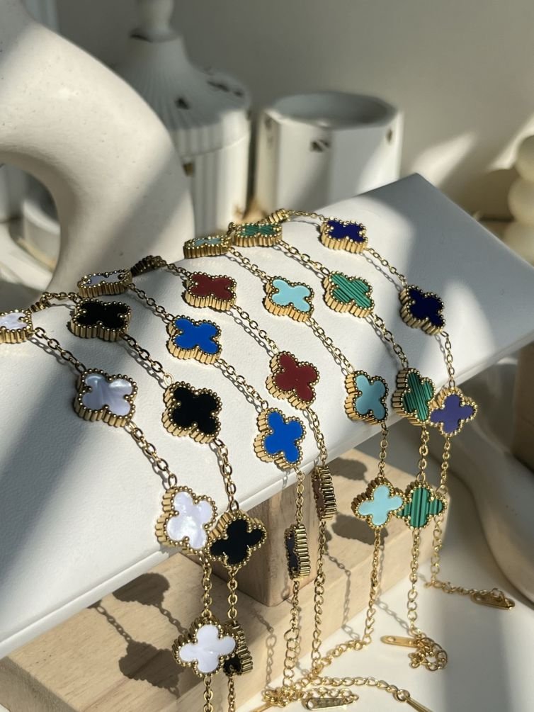 Aurelia Clover Charm Chain Bracelet