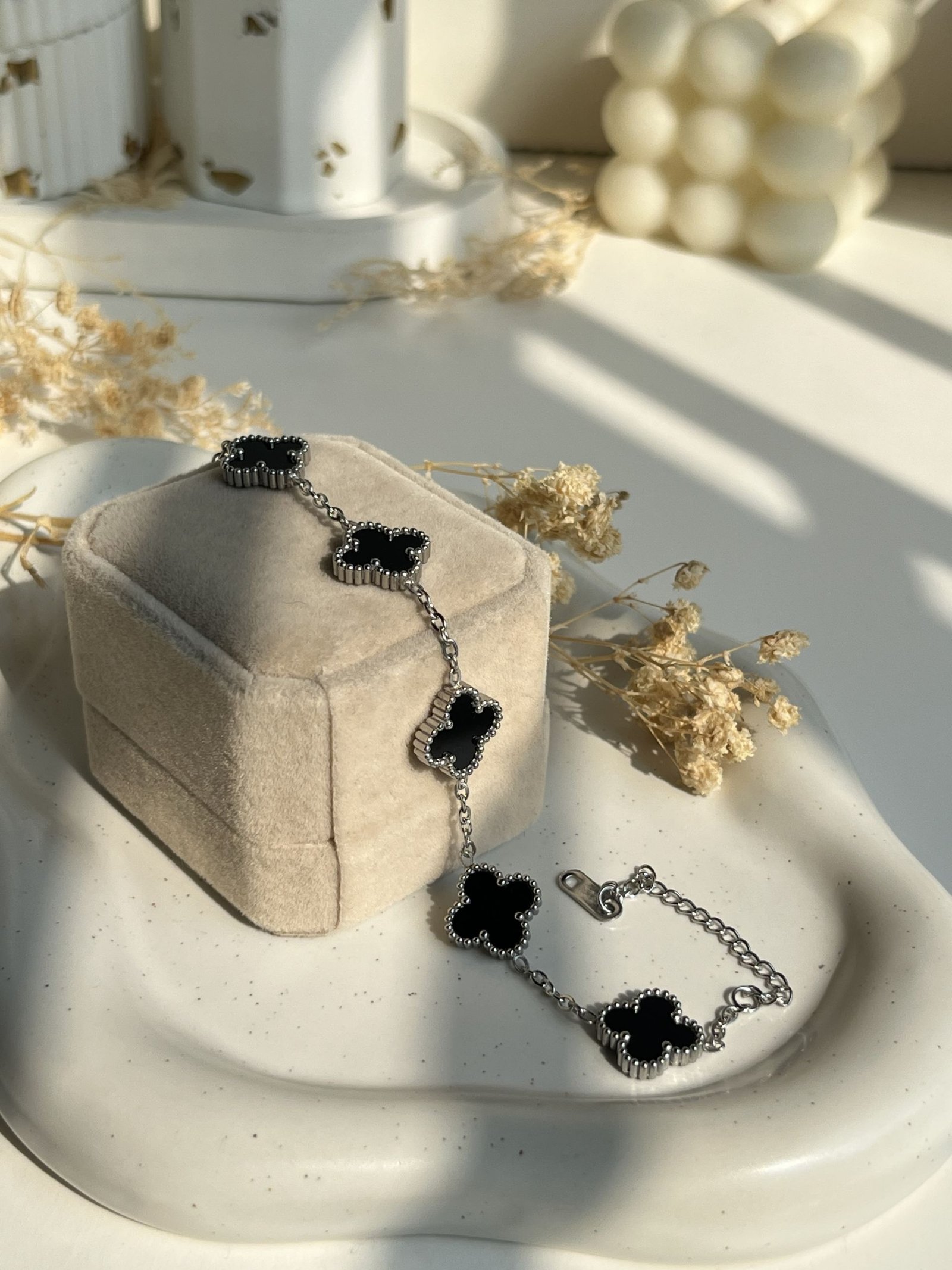 Lunaria Silver Clover Chain Bracelet