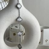 Radiant Halo Clover Chain Bracelet