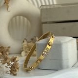 Clovéra Pavé Cuff