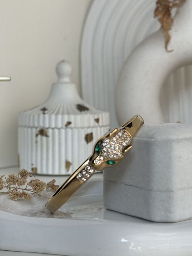 Savara Panther Cuff