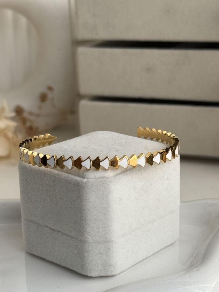 Aurel Tri Cuff