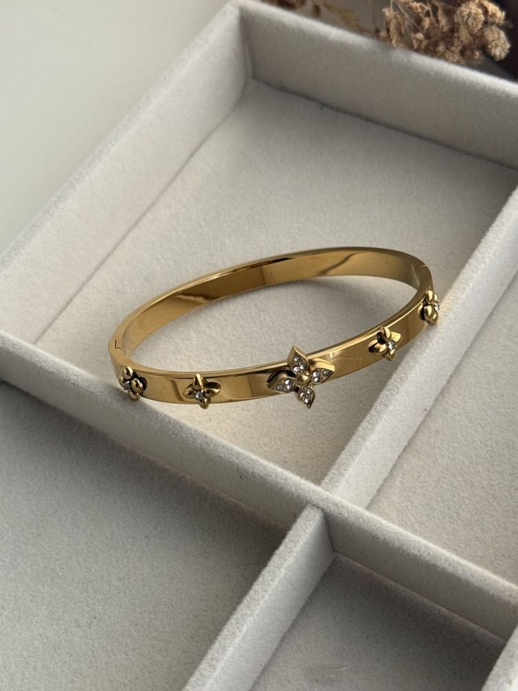 Clovéra Fleur Cuff