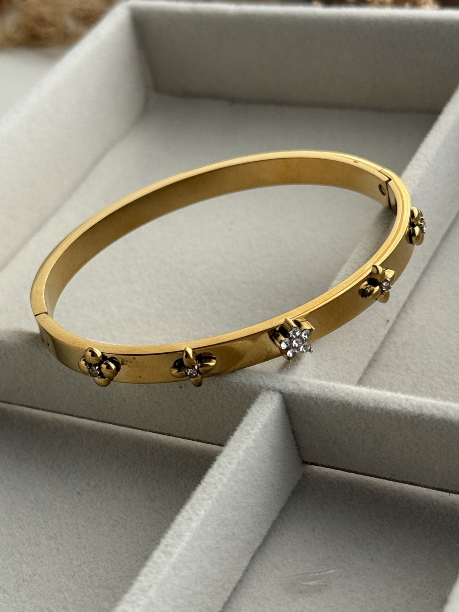 FlorΓ©a Verona Cuff