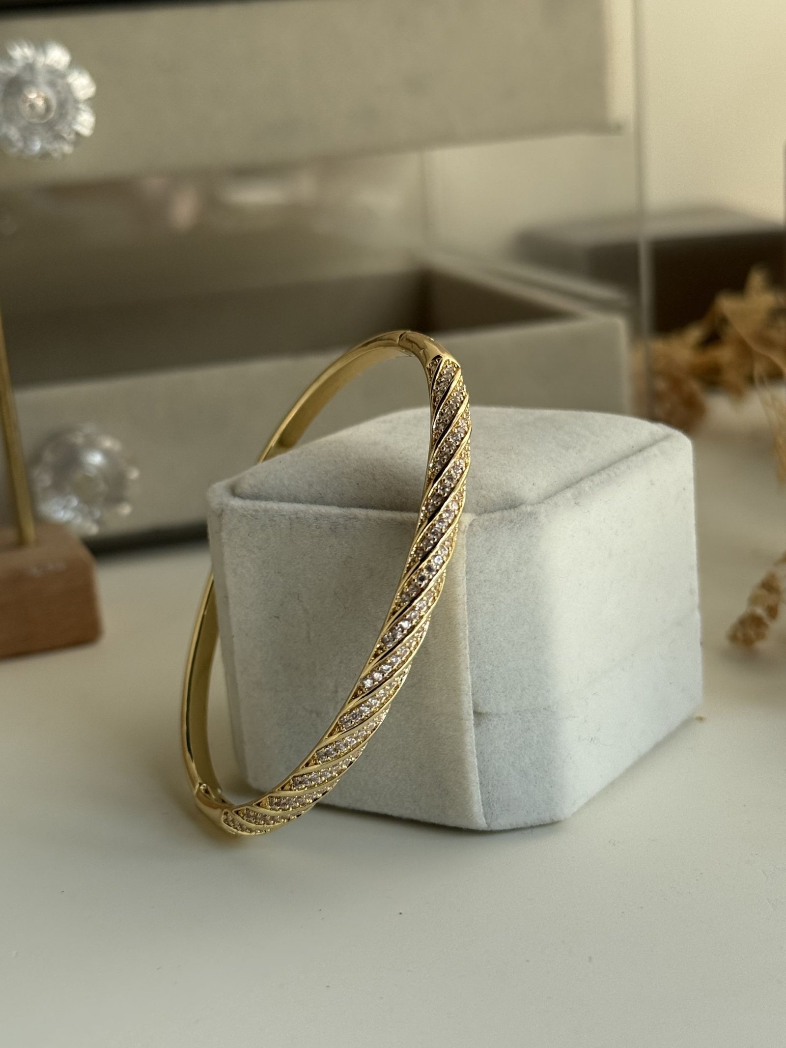 Aurelia Spiral Pavé Cuff