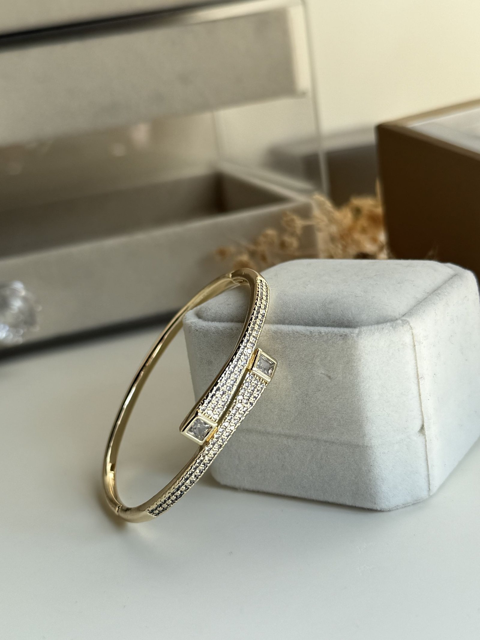 Aurelia Dual Pavé Cuff