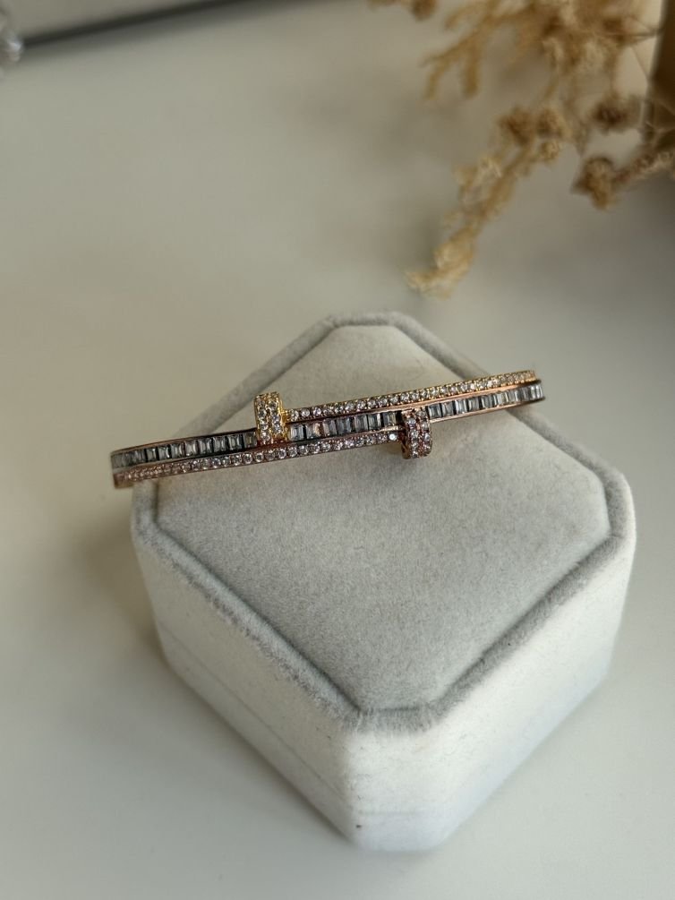 Signature T-Bar Crystal Bracelet