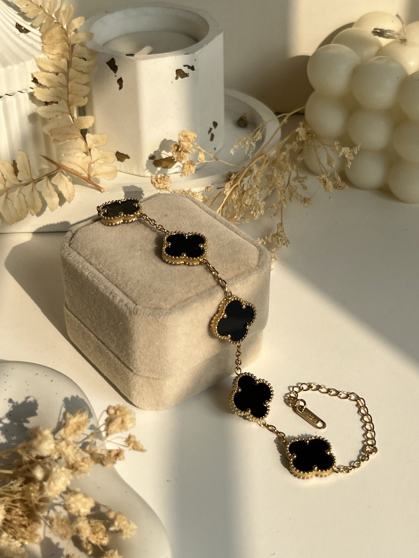 Aurelia Clover Chain Bracelet