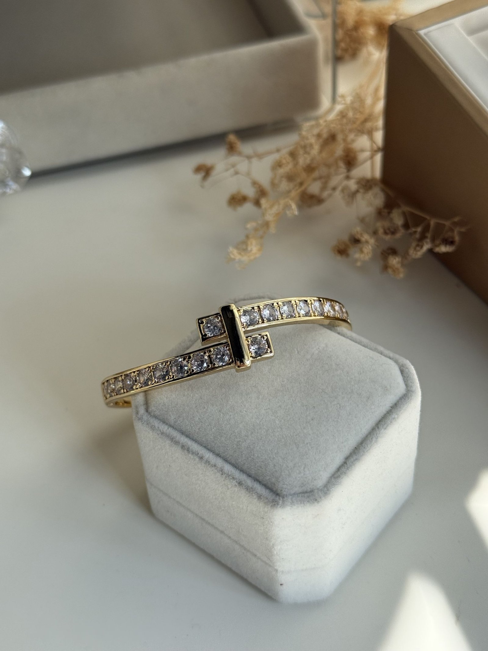 T1 Radiance Luxe Bracelet