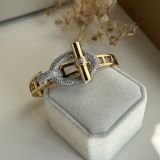T-Lock Halo Toggle Bracelet