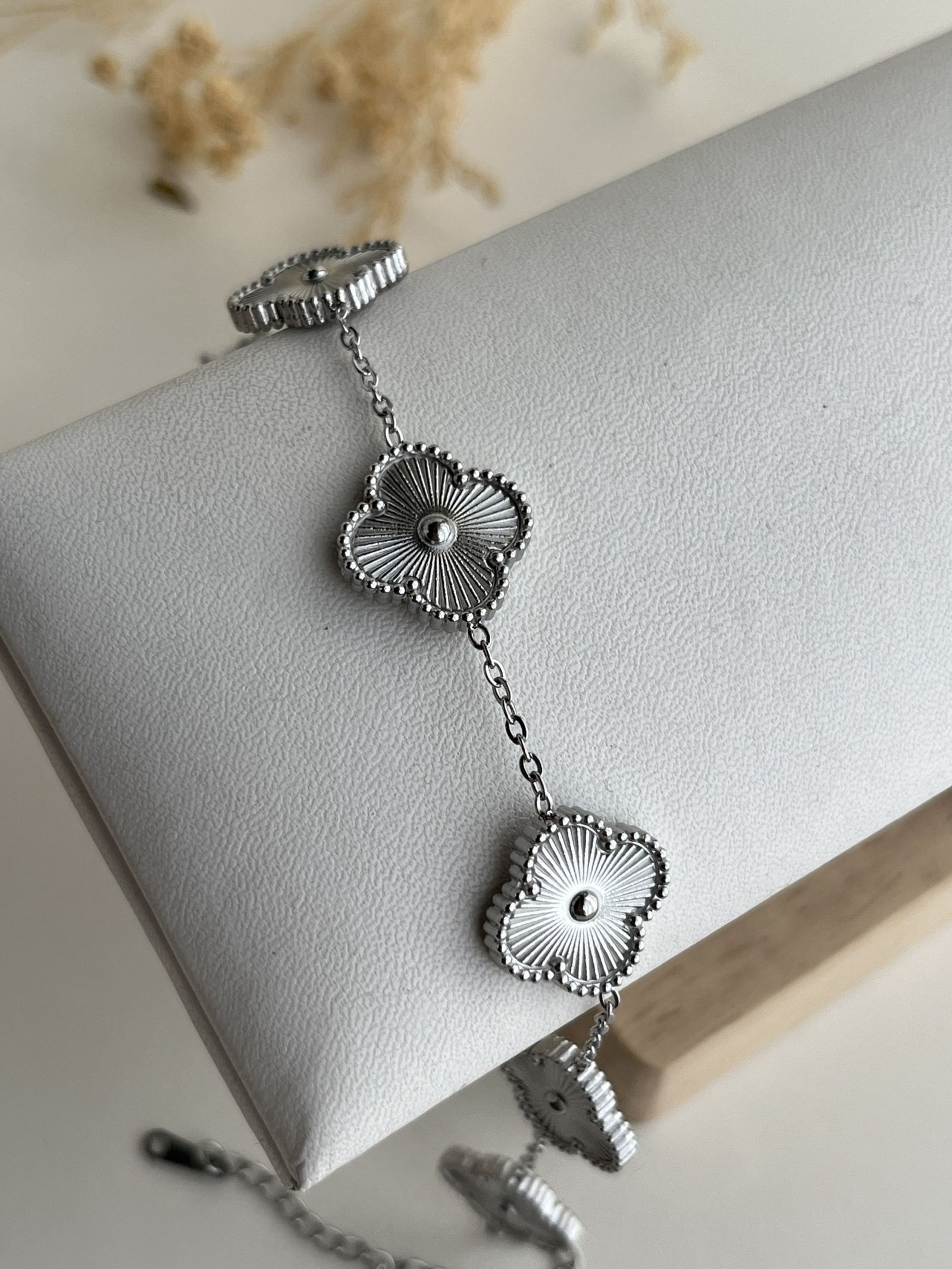 Solara Radiant Clover Chain Bracelet