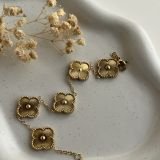 Solara Radiant Clover Chain Bracelet