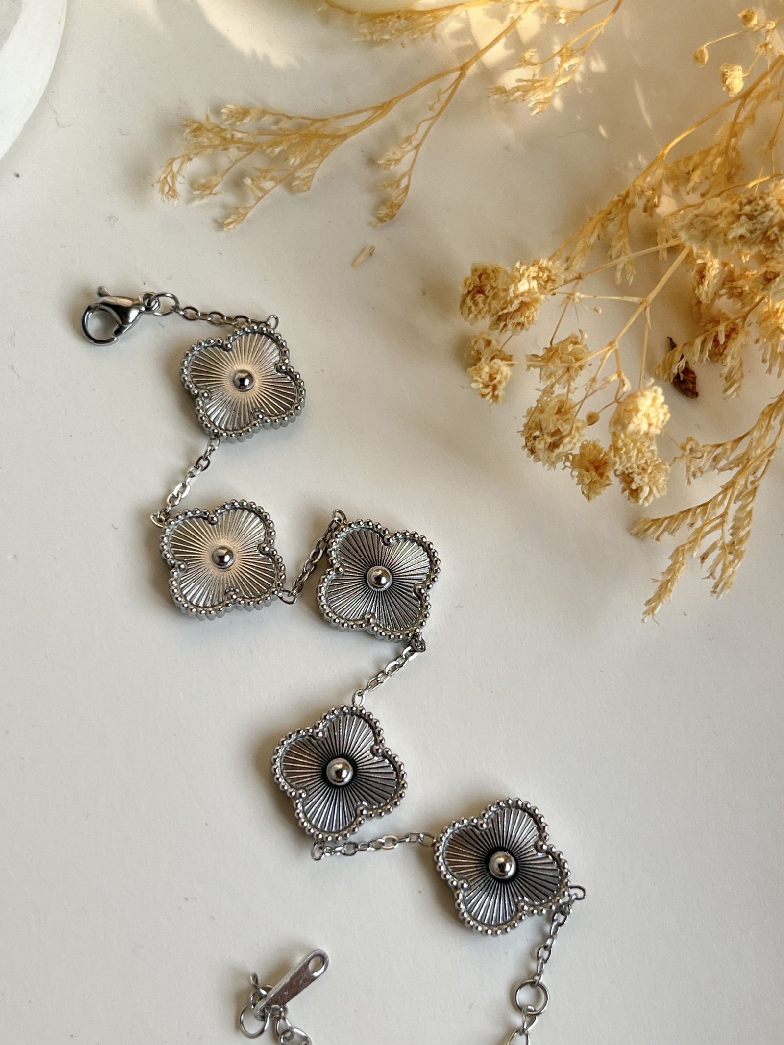 Solara Radiant Clover Chain Bracelet