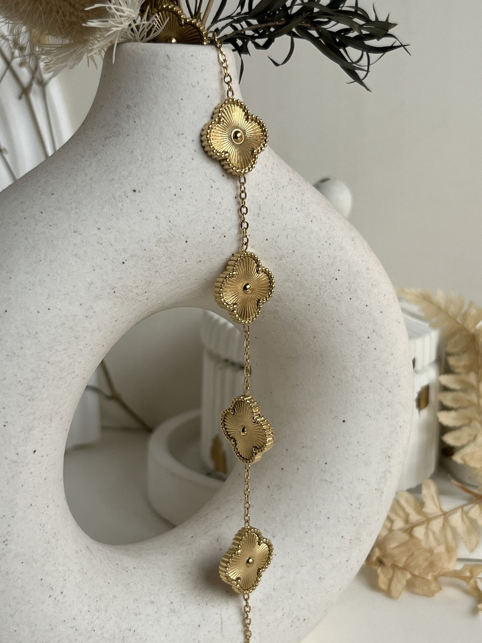 Solara Radiant Clover Chain Bracelet