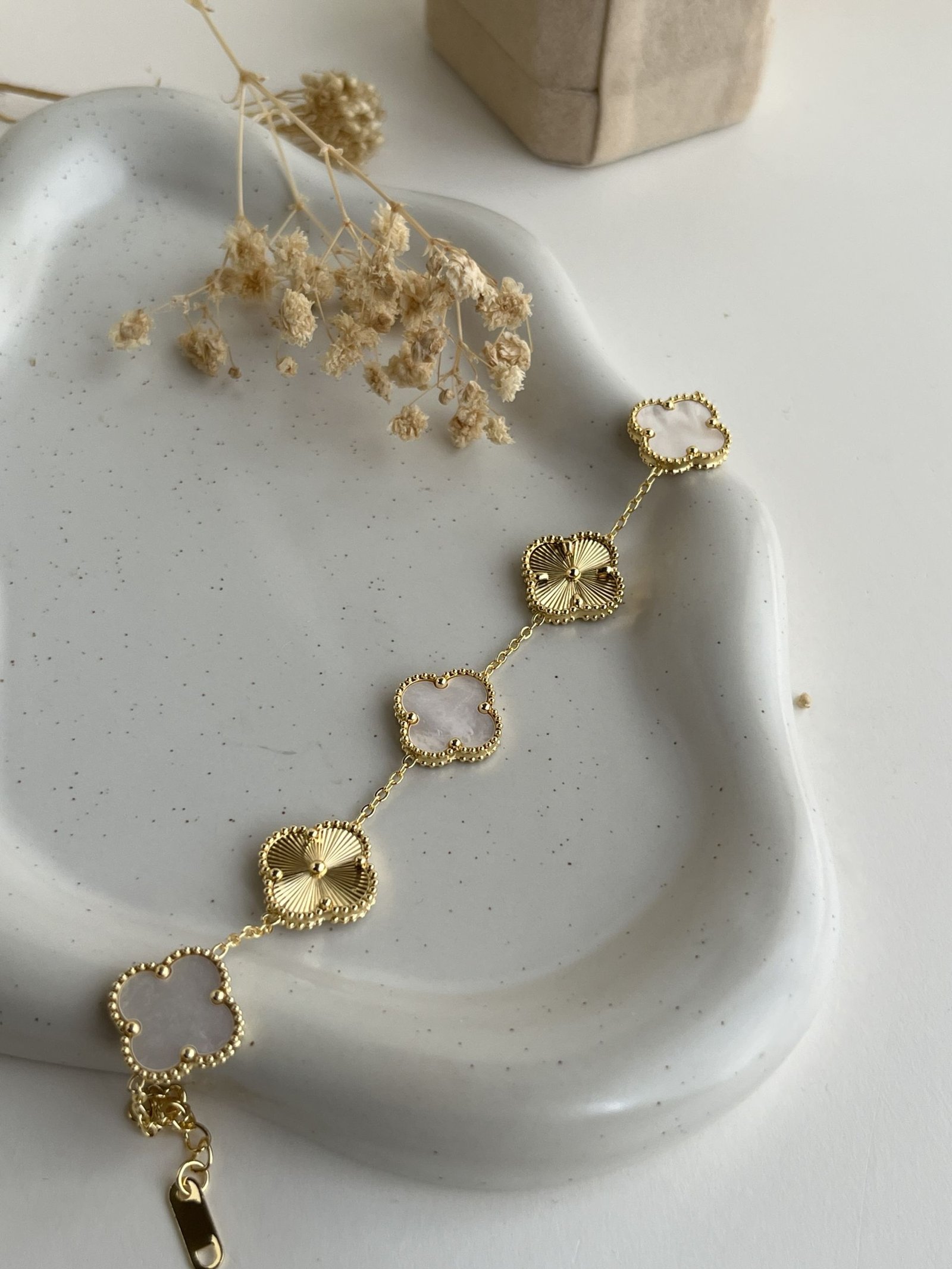 Lunara Luxe Clover Chain Bracelet