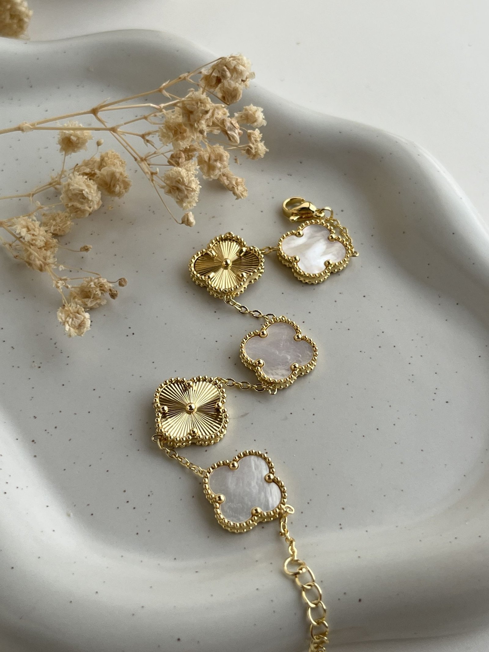 Lunara Luxe Clover Chain Bracelet