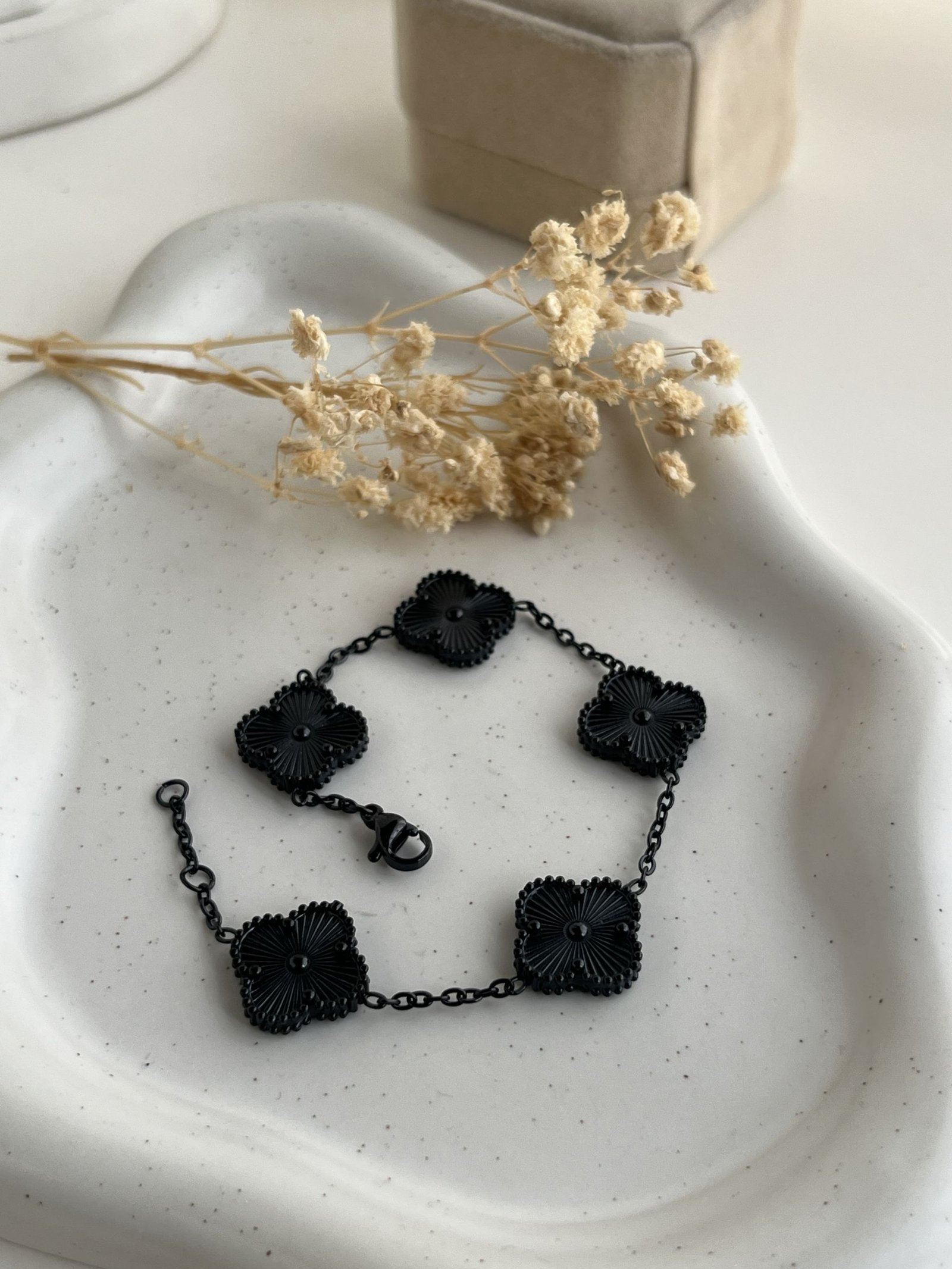 Noir VΓ©line Clover Chain Bracelet