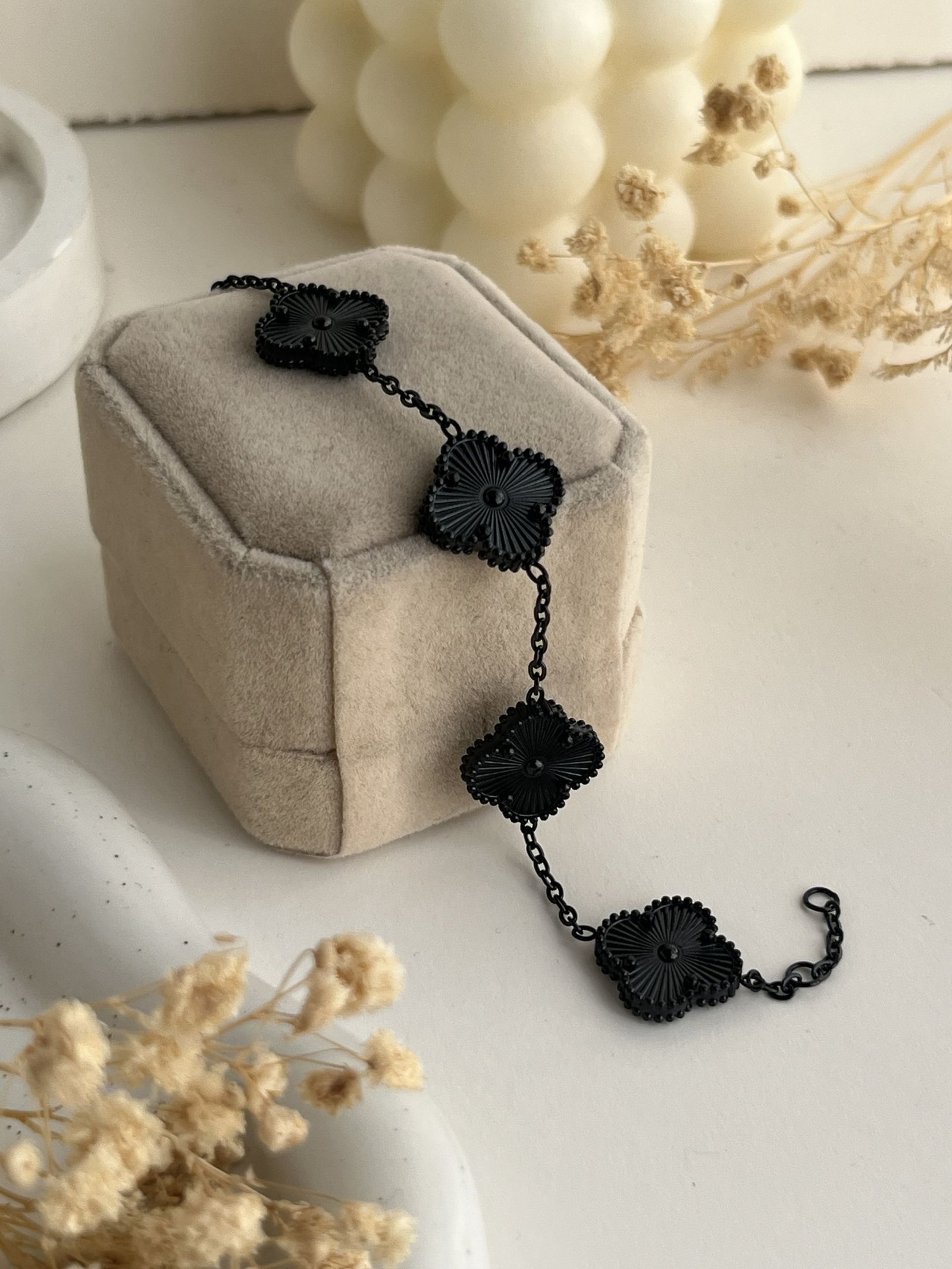 Noir VΓ©line Clover Chain Bracelet