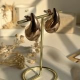 Veloura Teardrop Stud Earrings(large)