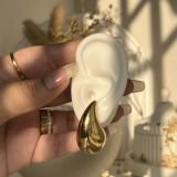 Veloura Teardrop Stud Earrings(large)