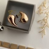 Auria Teardrop Stud Earrings (medium)